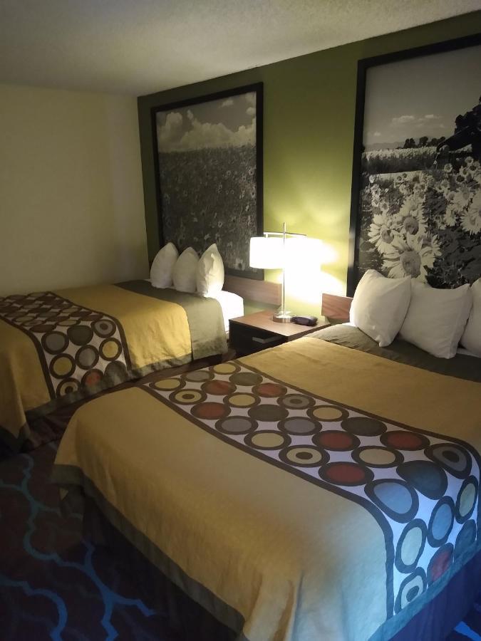 Super 8 By Wyndham Craig Hotell Eksteriør bilde
