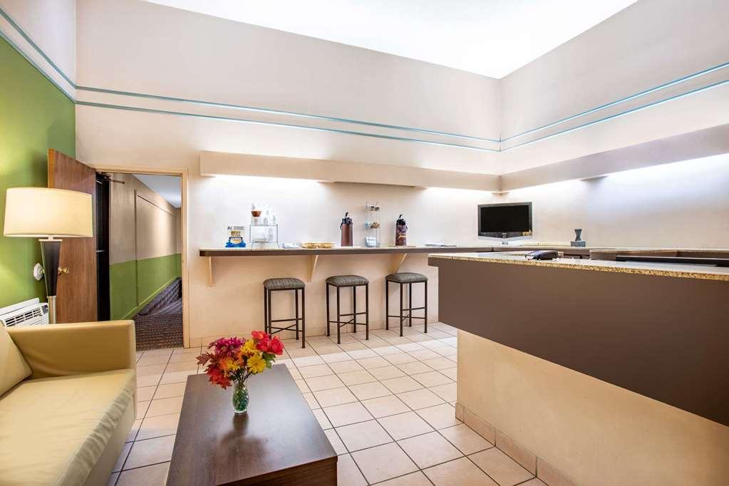 Super 8 By Wyndham Craig Hotell Interiør bilde