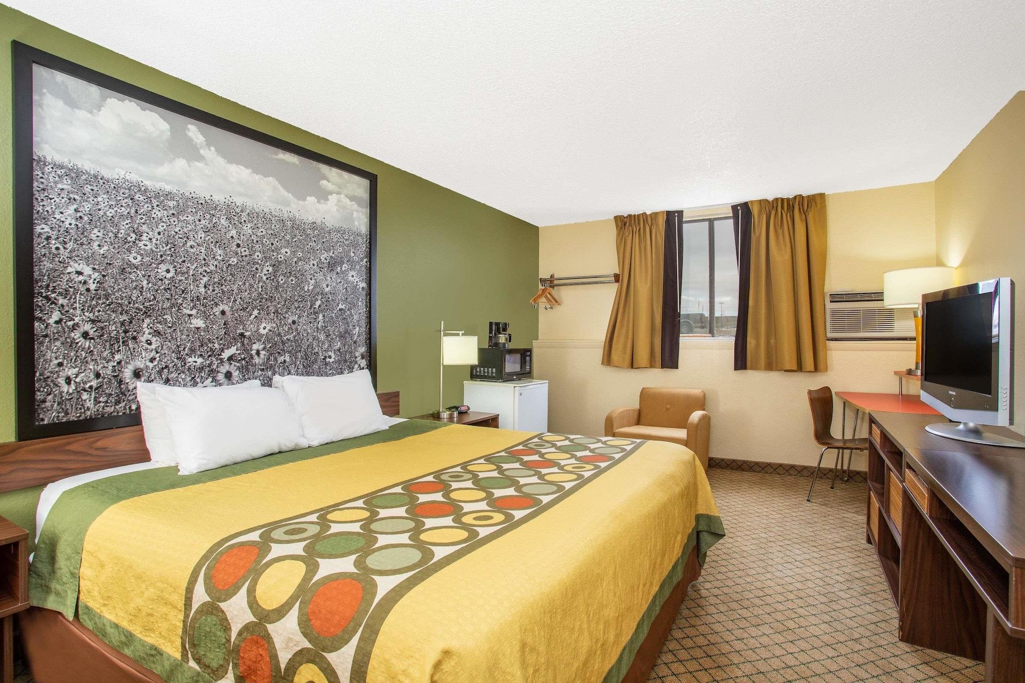 Super 8 By Wyndham Craig Hotell Eksteriør bilde